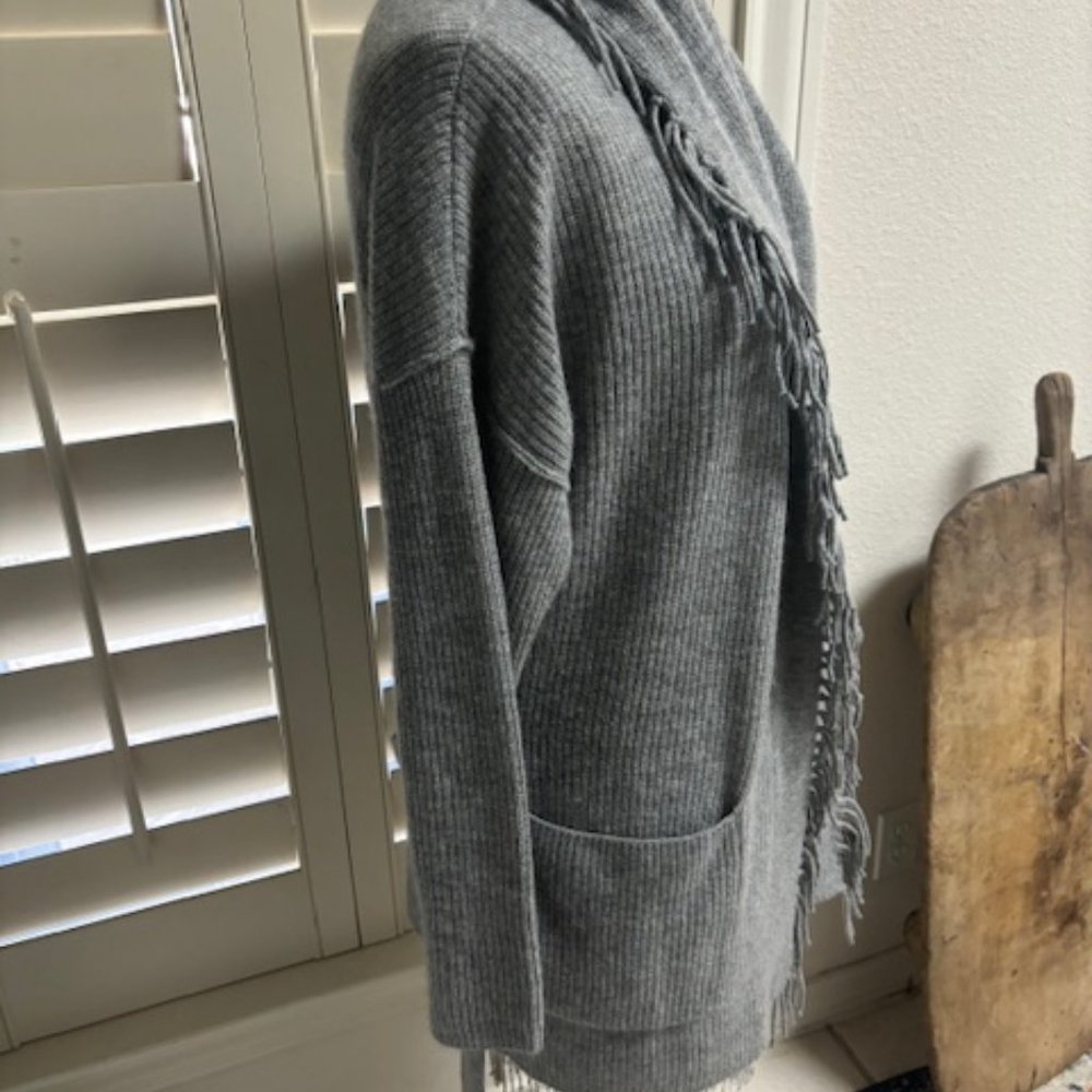 Cashmere cardigan